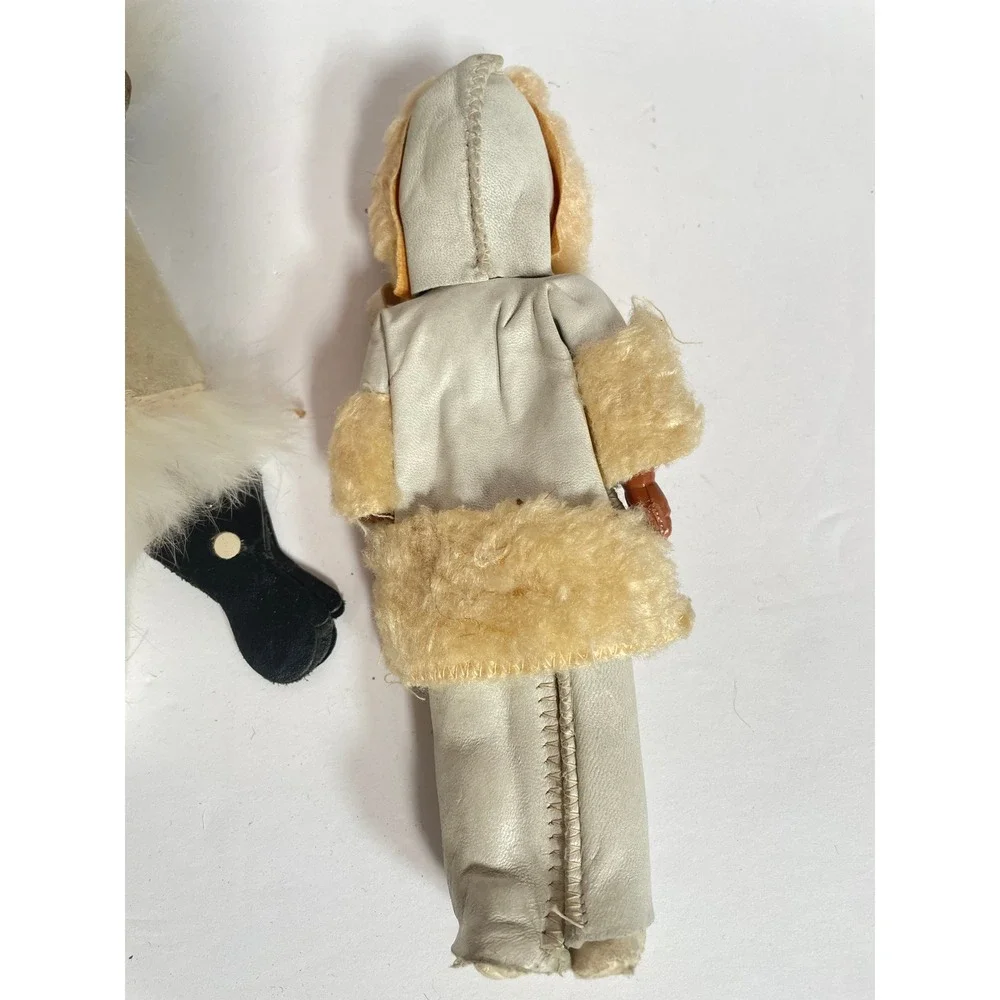 Vintage Inuit Eskimo Doll Pair 11